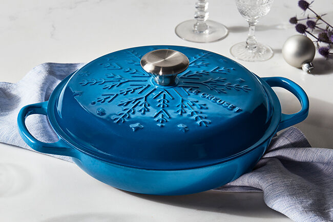 Cast Iron Snowflake Shallow CasseroleMarseille image number 1